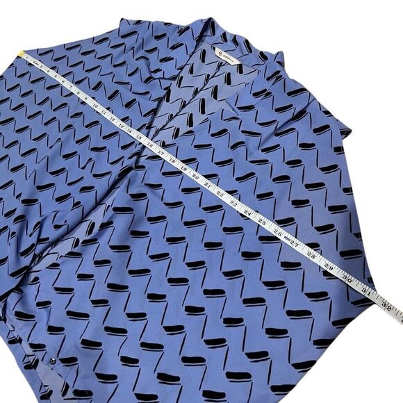 BCBG Bleach Blue Wrap Blouse Size Large - Picture 12 of 16